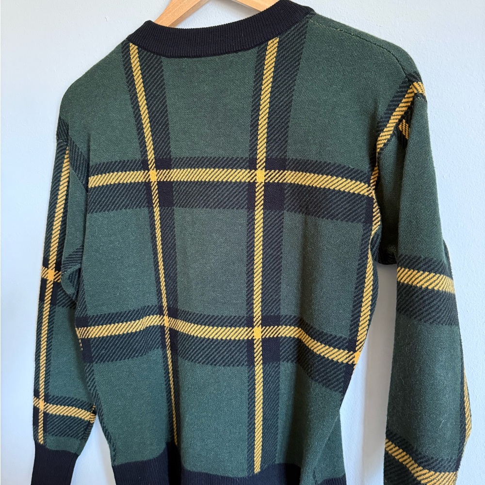 Tahari Women's Dark Green and Yellow Plaid Crewneck Sweater - Picture 4 of 8